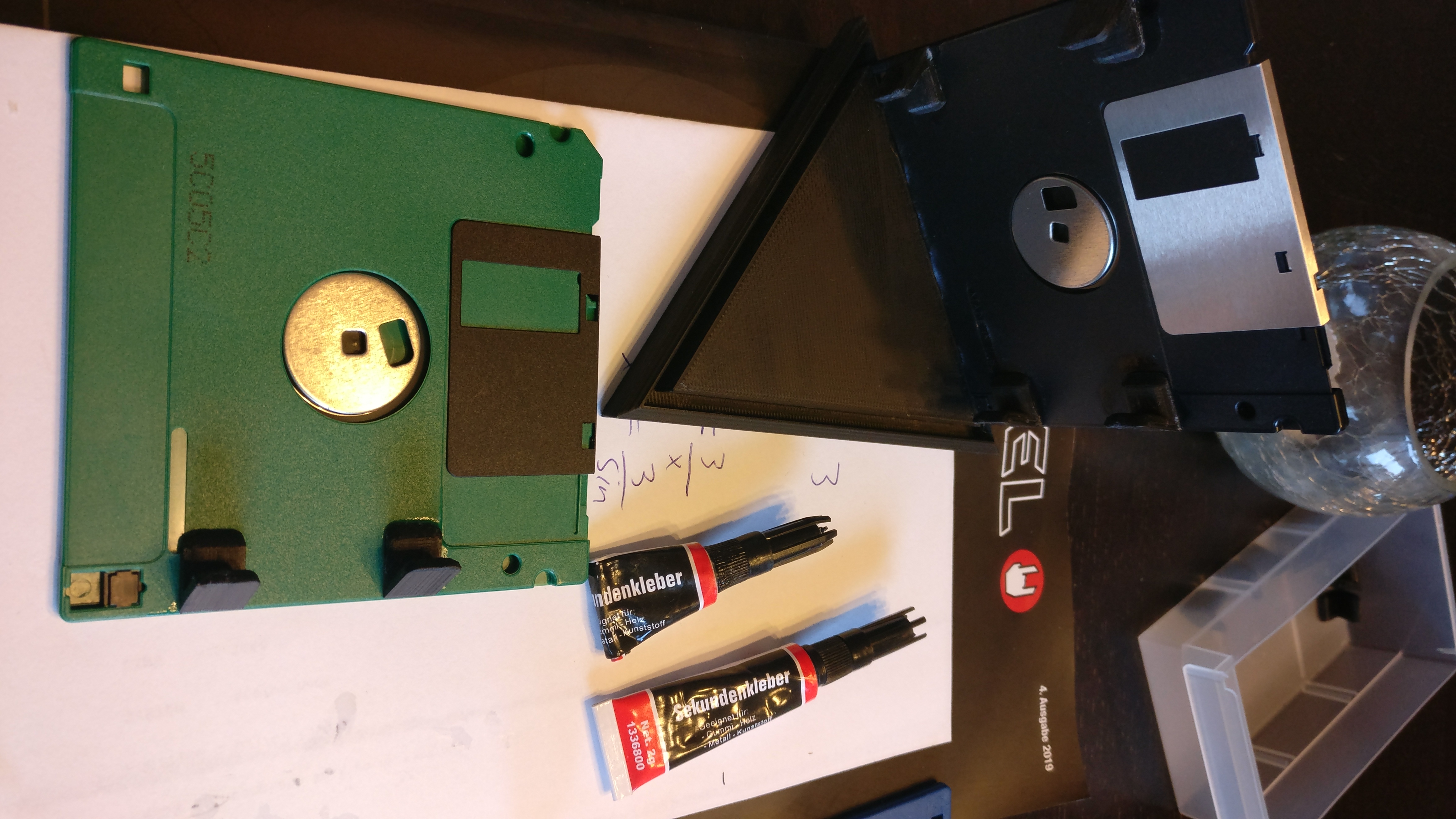 Glued edge connectors on FloppyDisk